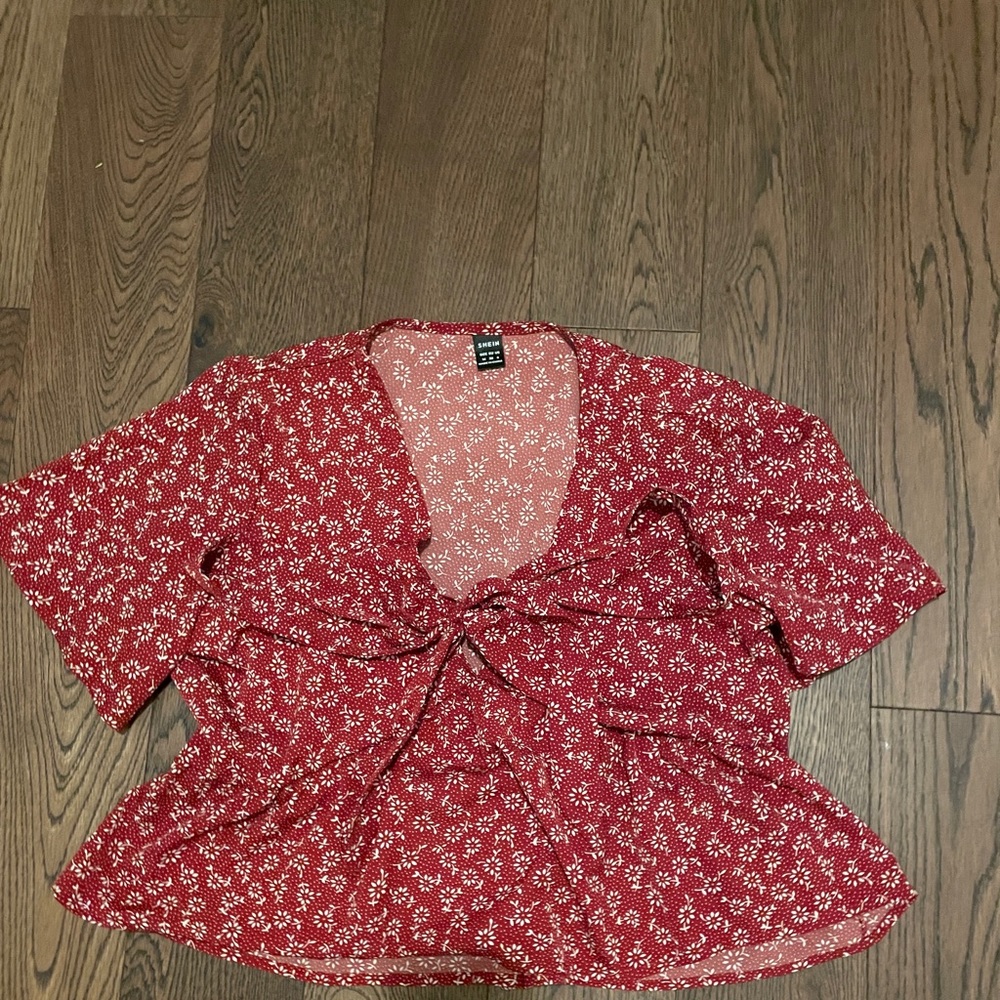 SHEIN Red top